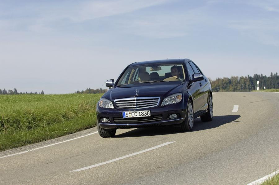  Mercedes-Benz C-Class 2007 года  (фото 25 из 413)